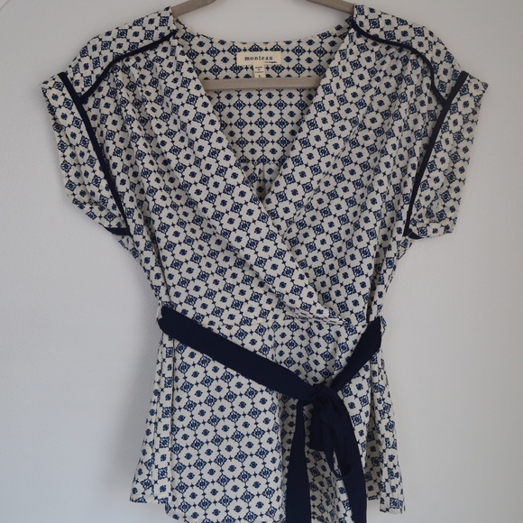 Business Casual Blouse - Picture 1 of 3